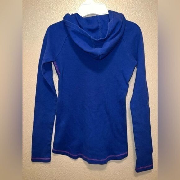 Nike Thermal Girls Large Blue Pink‎ Hooded Pullover Nike SB Skateboarding Thumb - Picture 2 of 4